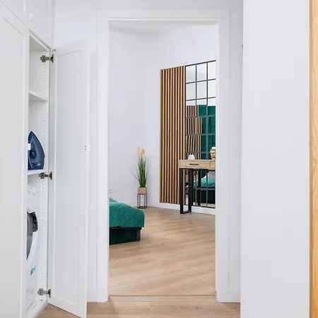 Apartament Bulwary Wislane Celna By Renters Lägenhet Kraków